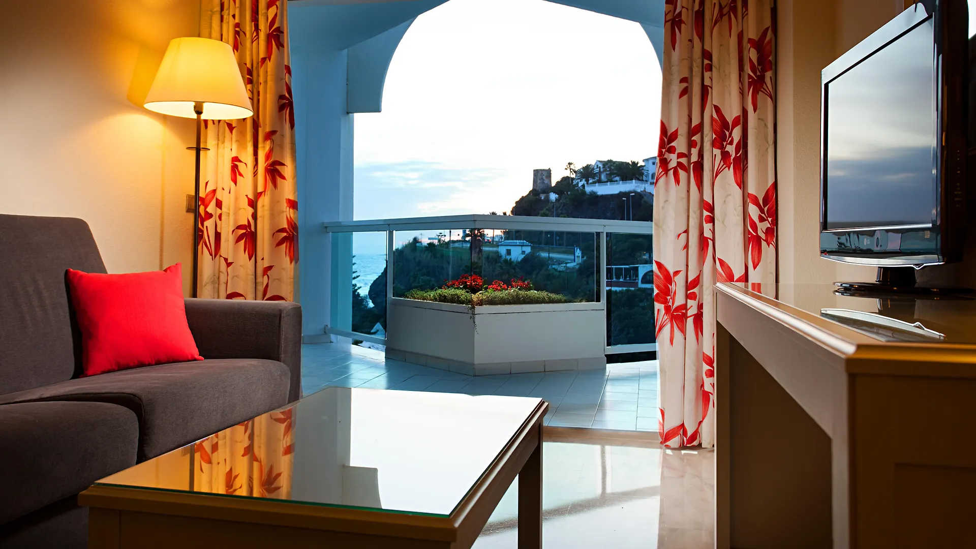 Ona Marinas De Nerja Spa Resort Apartmanhotel