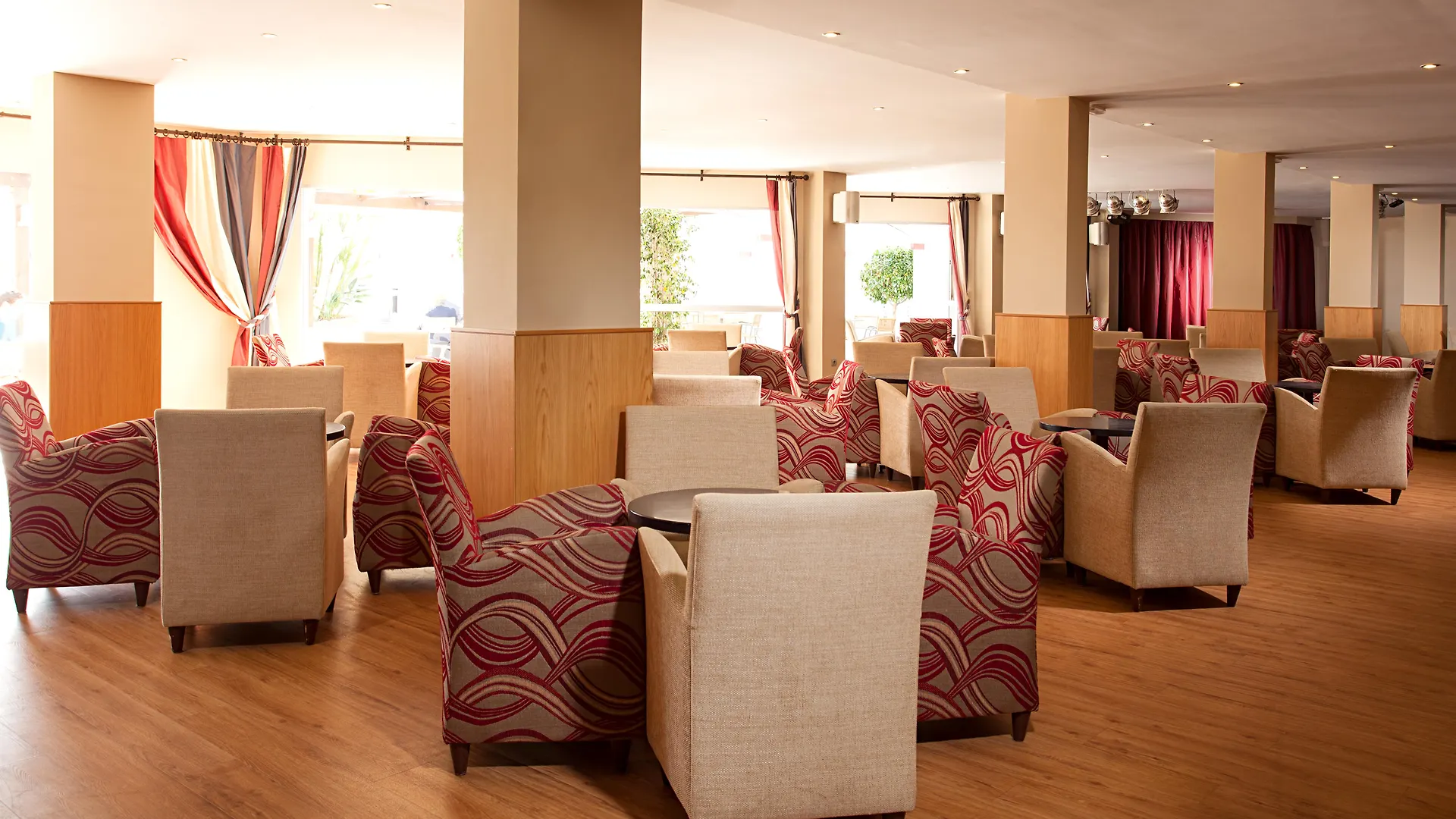 Apartmanhotel Ona Marinas De Nerja Spa Resort