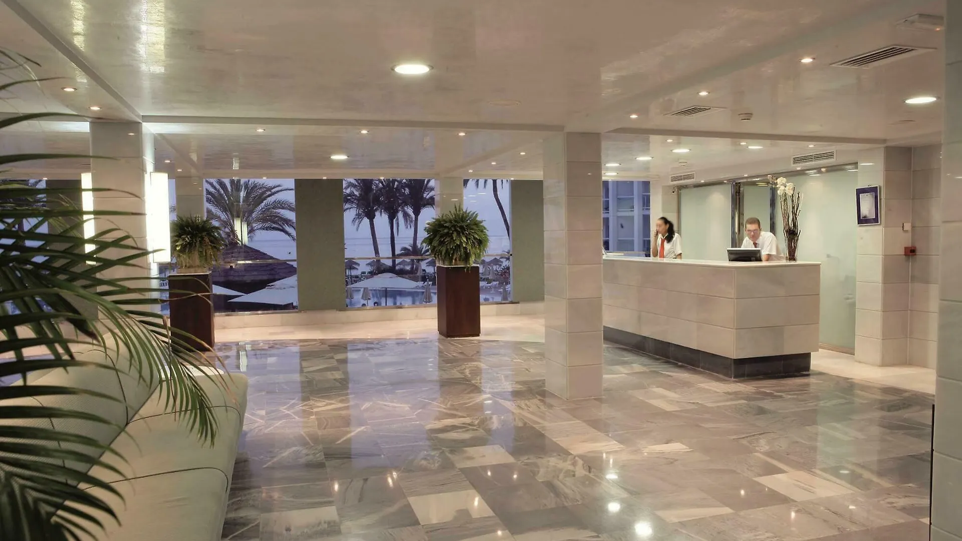 Ona Marinas De Nerja Spa Resort