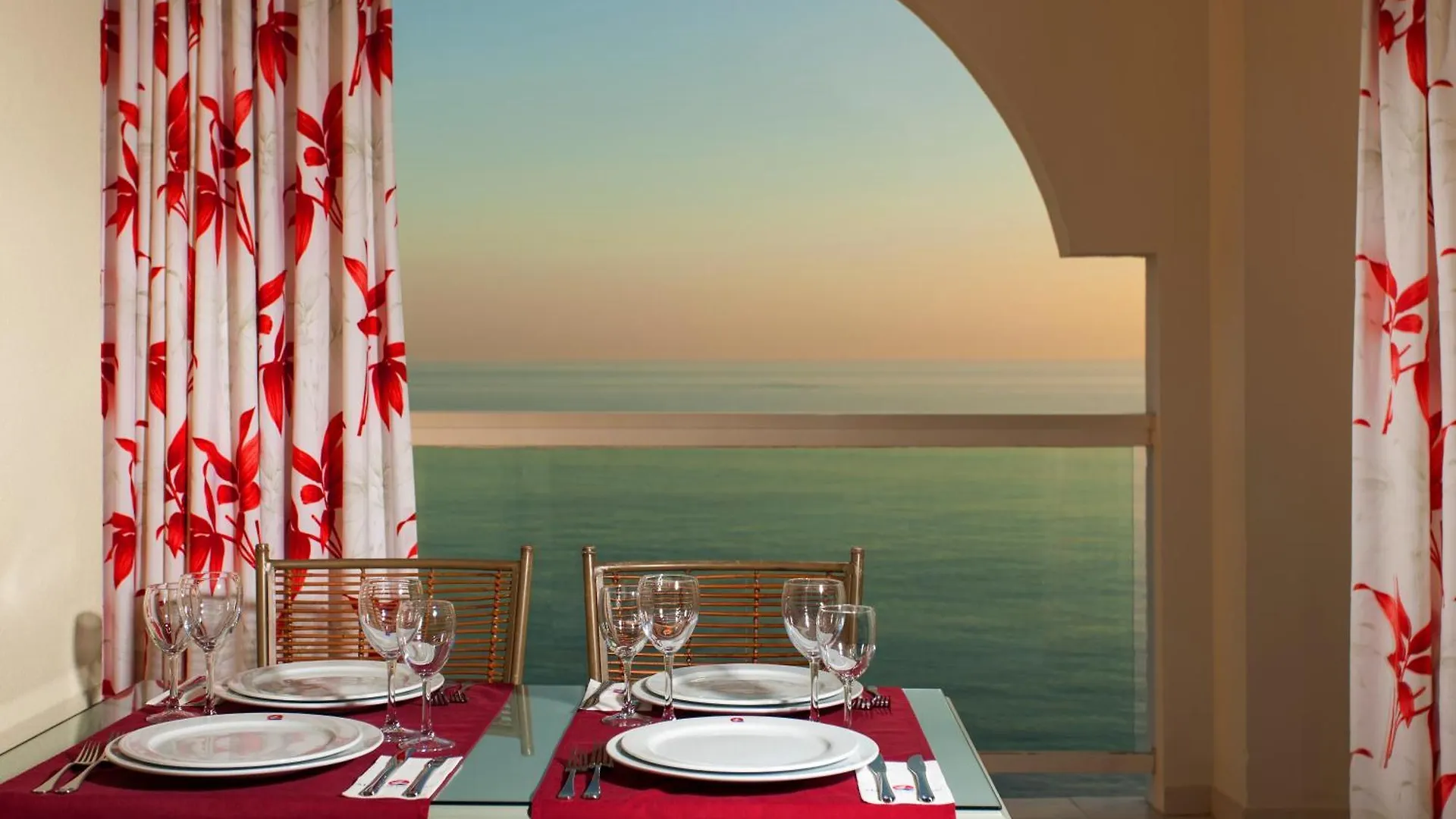 Ona Marinas De Nerja Spa Resort Apartmanhotel